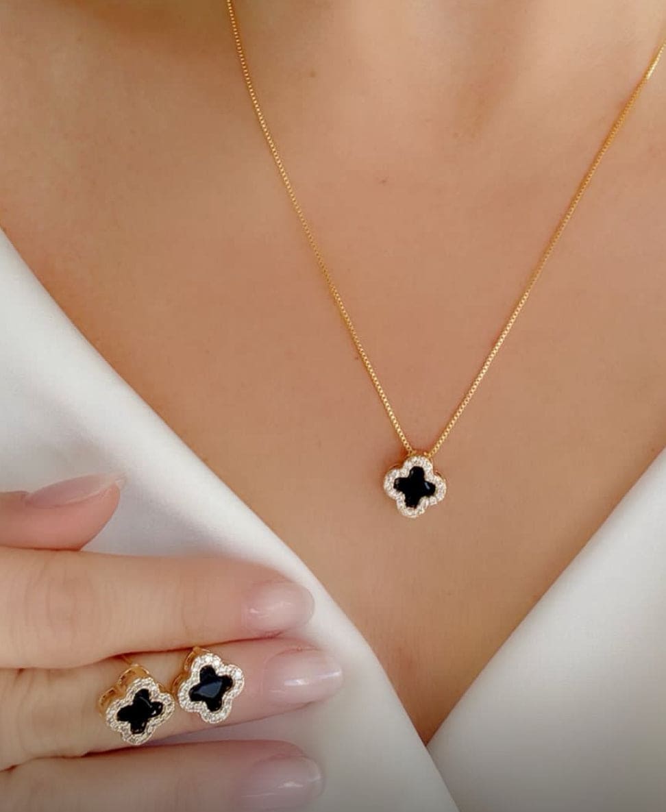 Clover set with citrine and pave sides 11213
