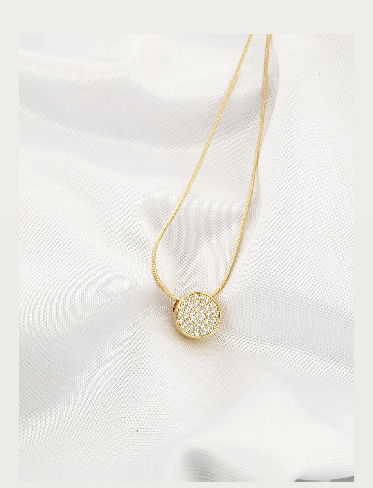 17.7-inch snake chain necklace with a pavé drop pendant 11478