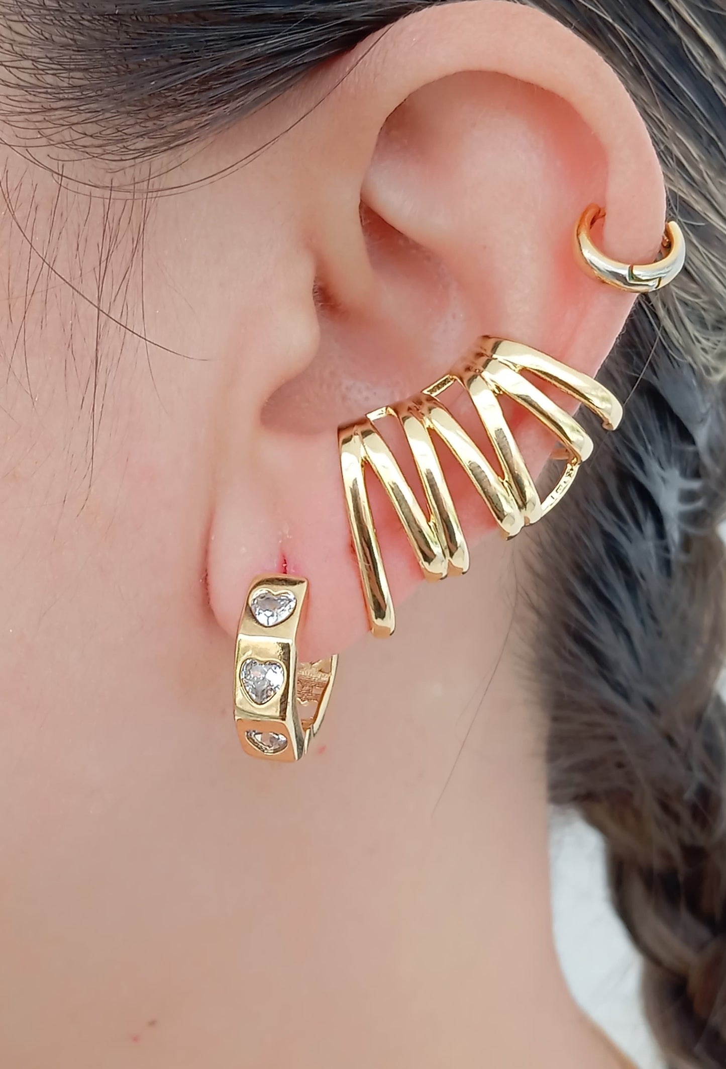 Hexagon Hoop with Hearts 9609