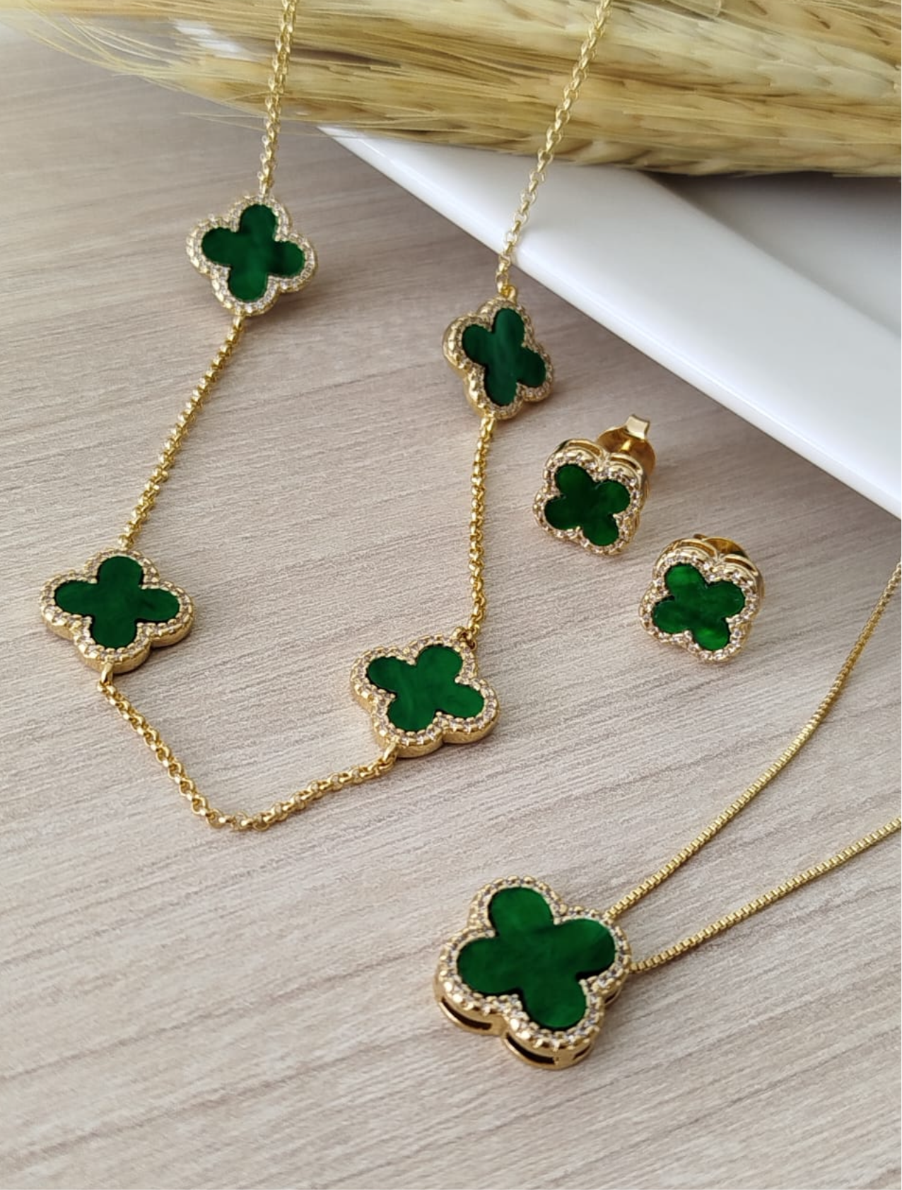 Flower Earring with a Strand and Open Base 10084
