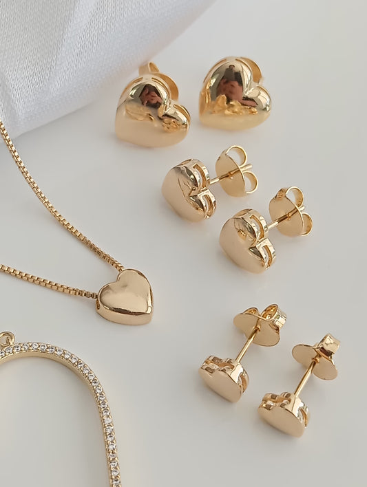 Smooth heart earring with base