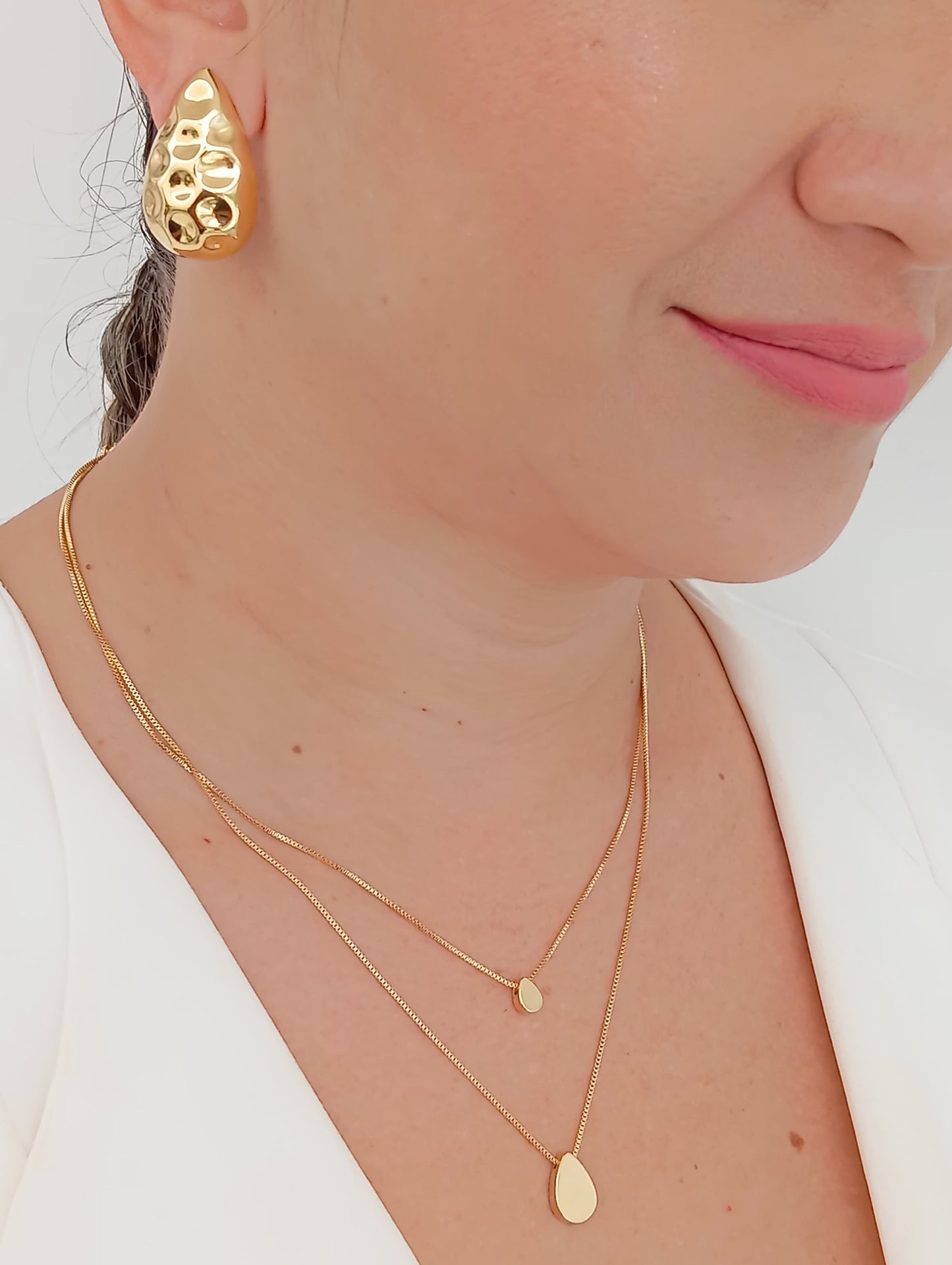 Drop earring with bubble texture 10059