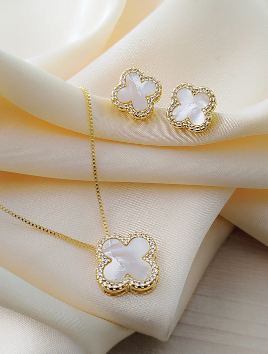 Steel clover set with 1 row of high-set zirconia 12247