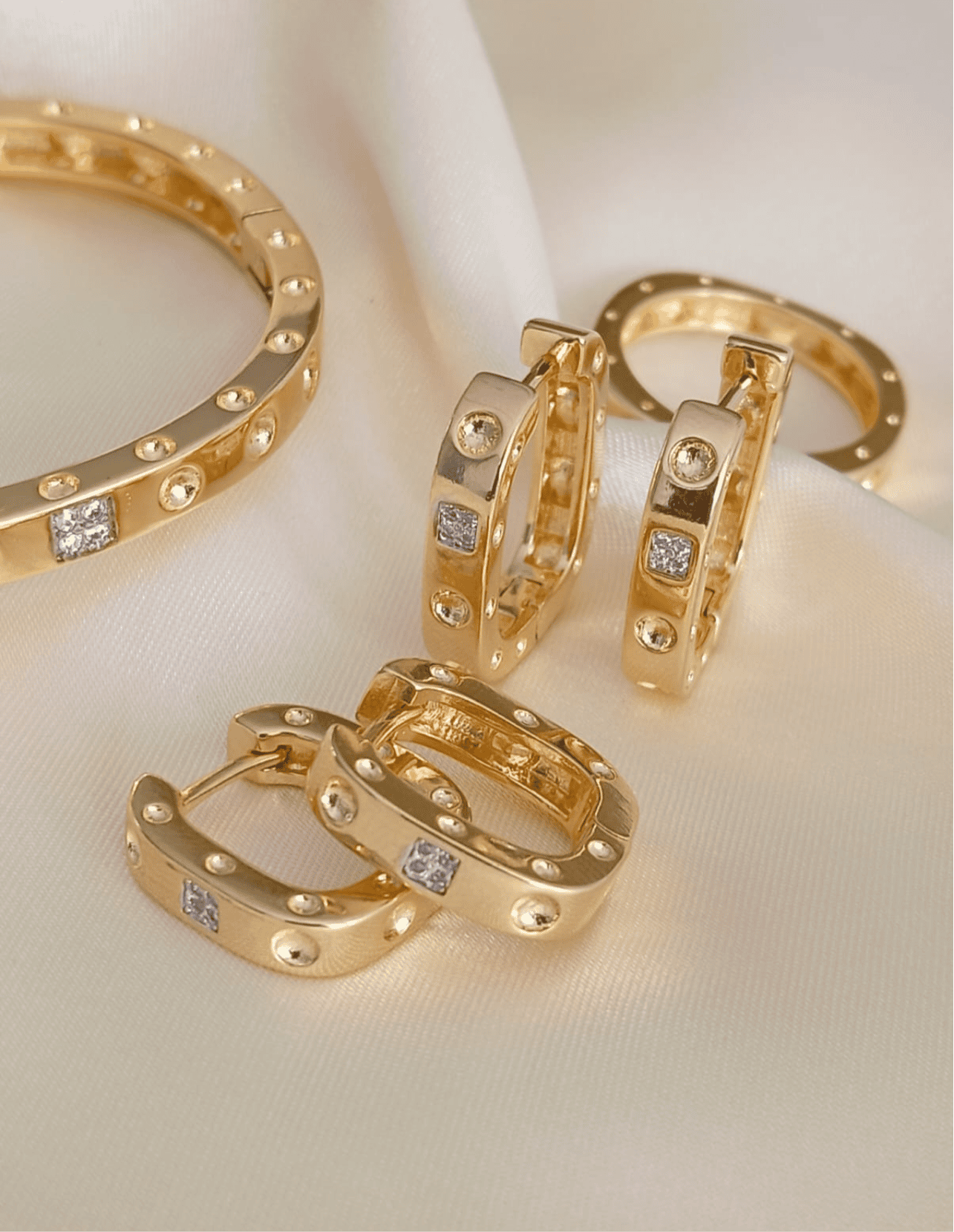 Square Click Hoop Earrings