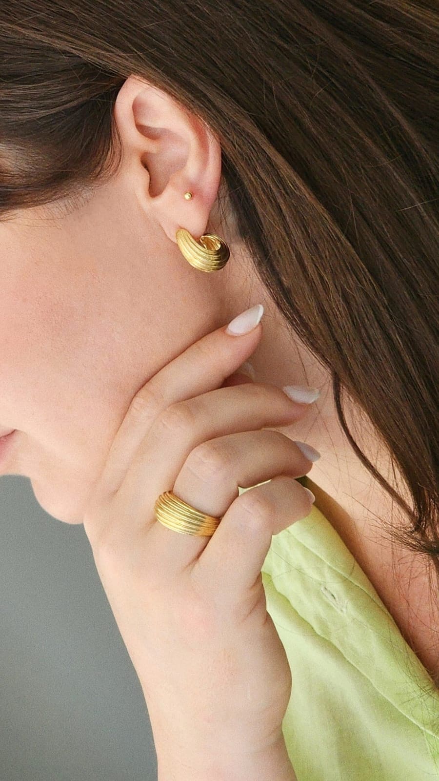 Smooth Grooved Ring 11040