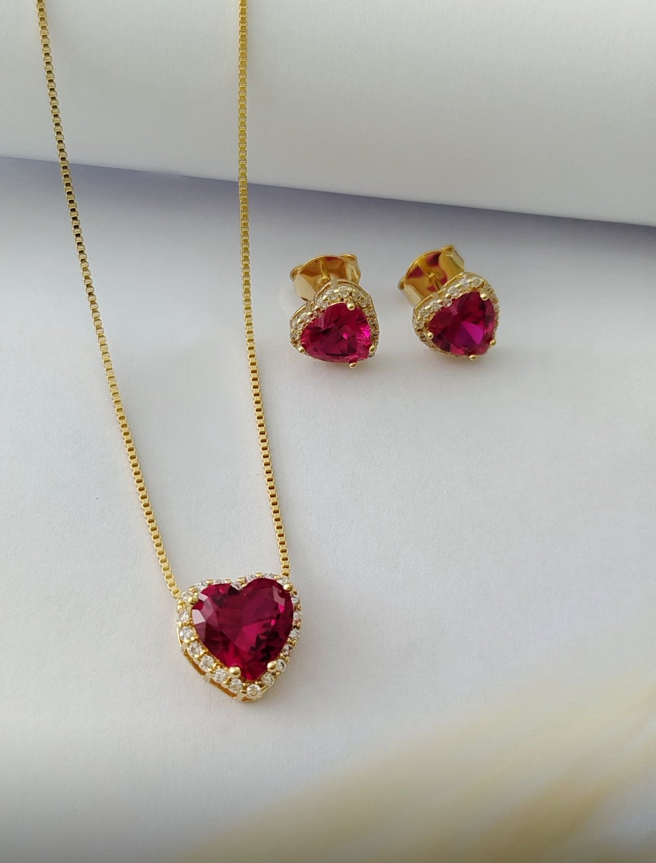 Set with heart-shaped stone 12487