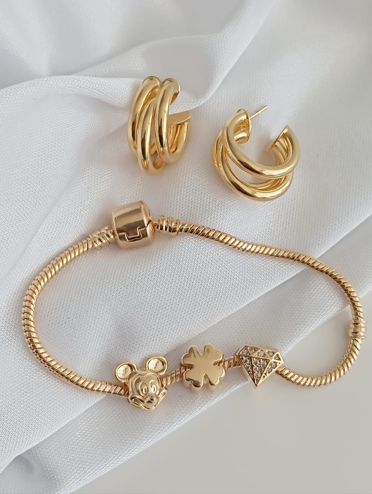 Charm Bracelet 10242