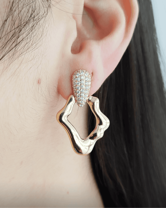 Pavé teardrop earring with smooth organic pendant 12192