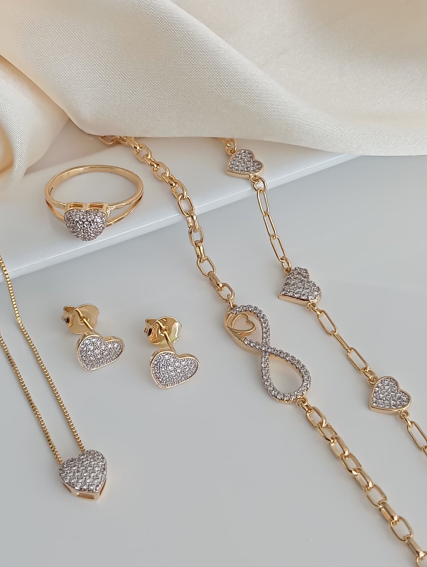 Infinity Bracelet with Studded Smooth Heart 11096