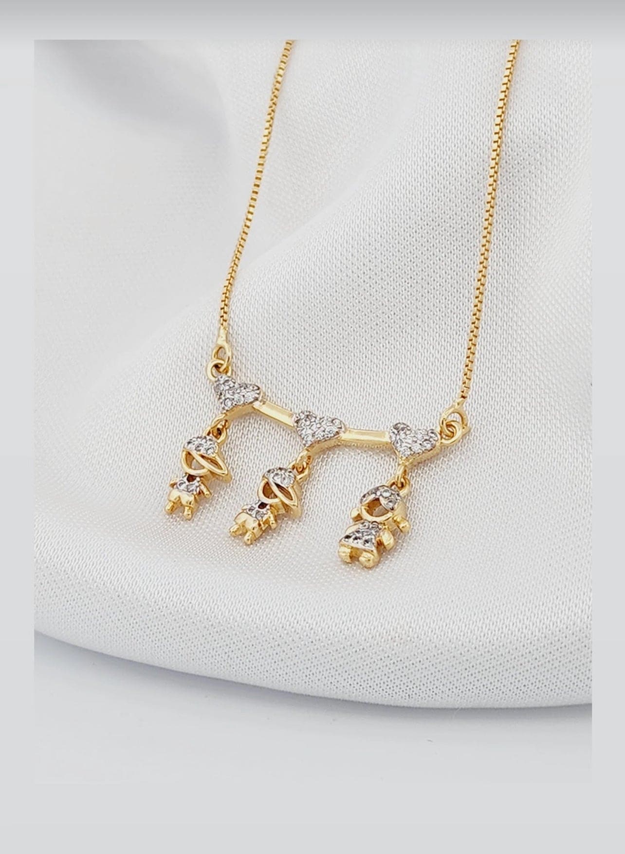 3 Children Necklace 10889