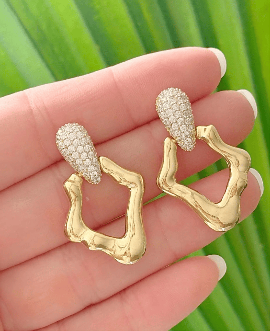 Pavé teardrop earring with smooth organic pendant 12192