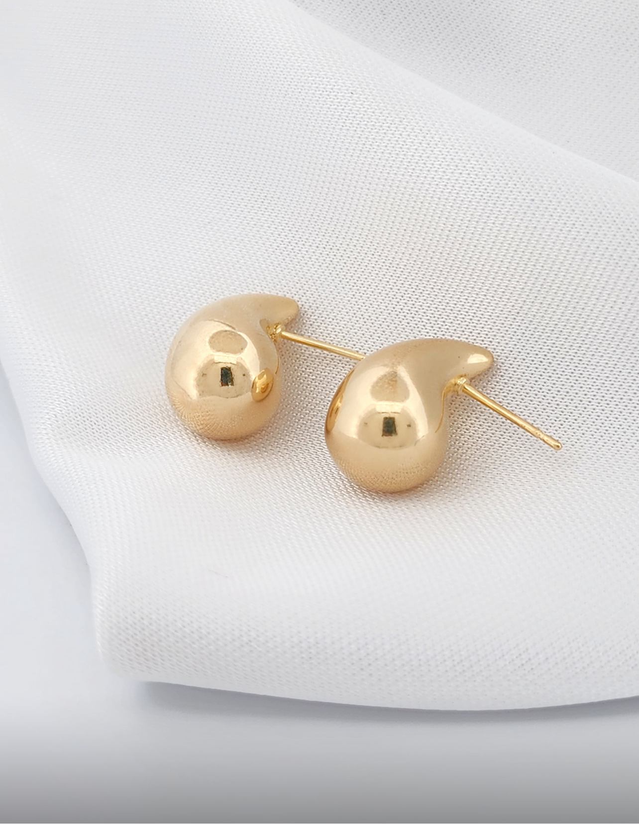 Smooth drop tube earring 10515