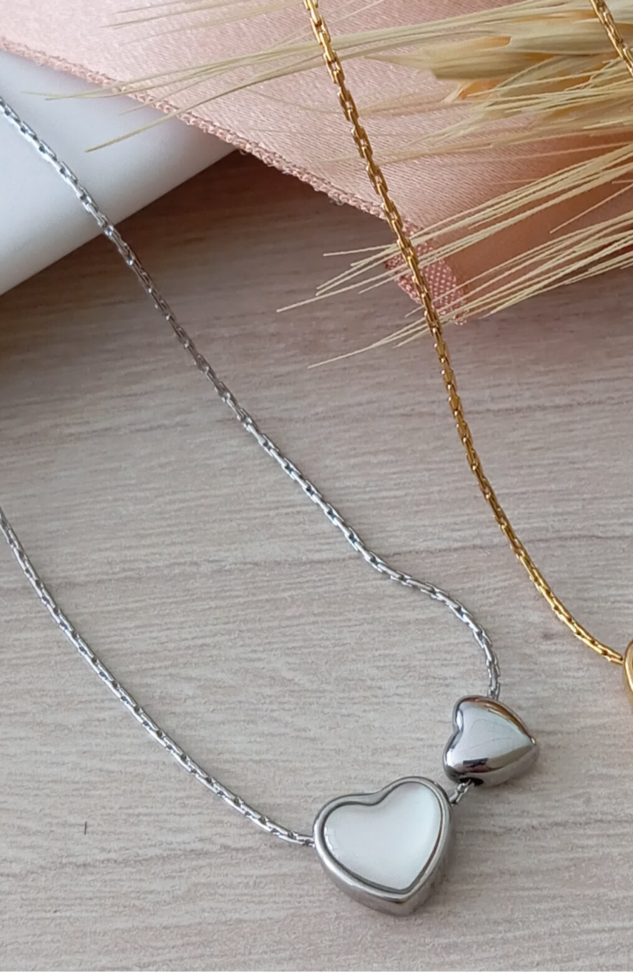 18-inch stainless steel necklace with two hearts 12060