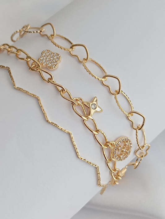 7 Clovers Bracelet with Smooth Links 10567