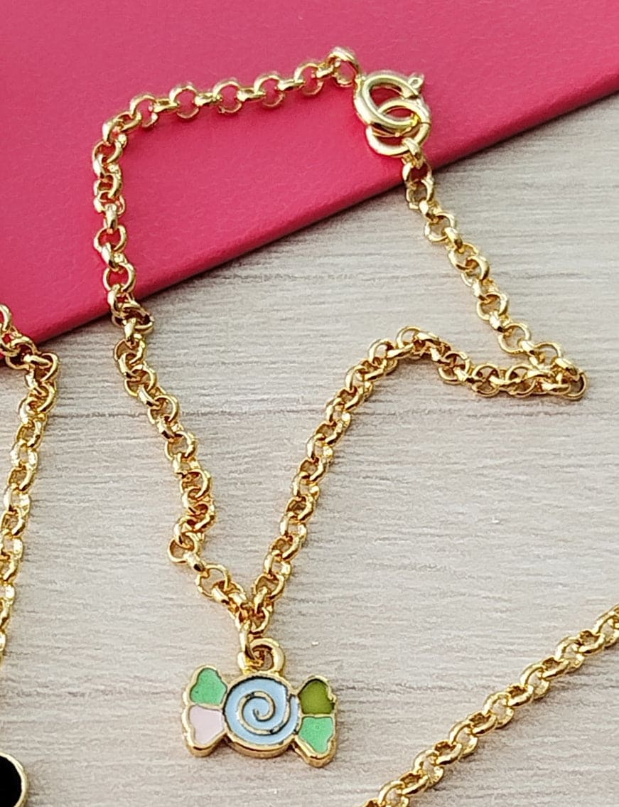 Kids bracelet 6 inches – candy design 11379