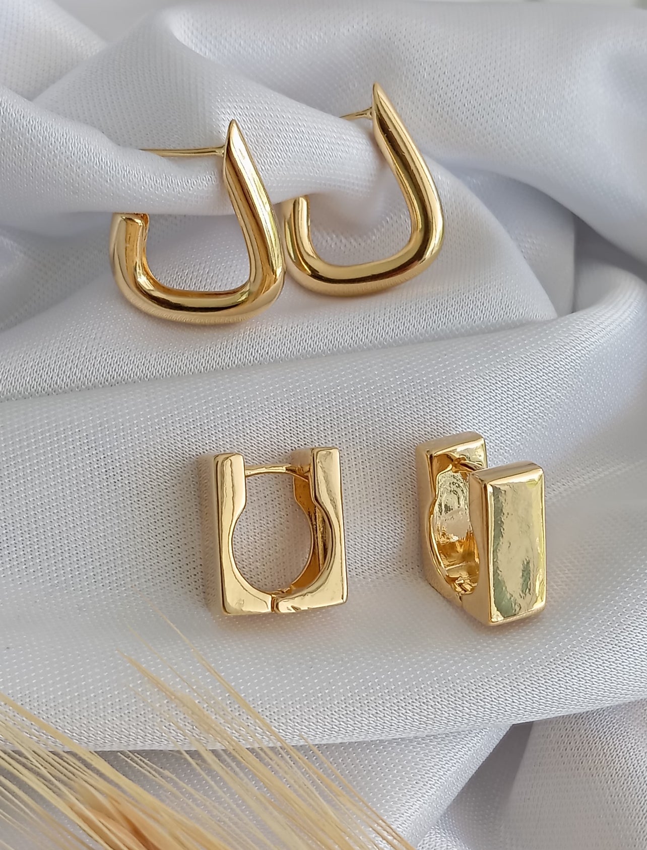 Plain square Hoop 11563