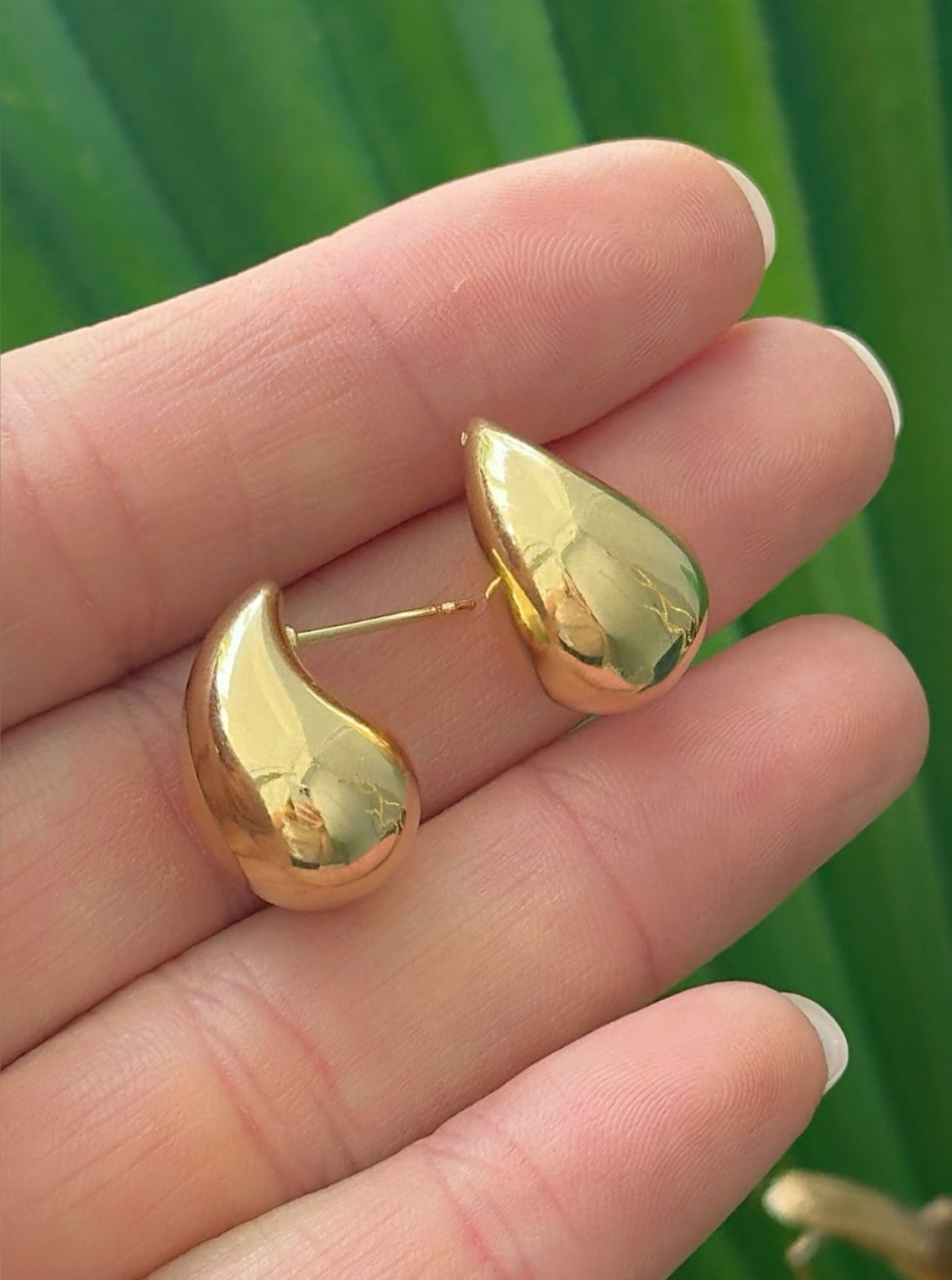 Smooth drop tube earring 10515