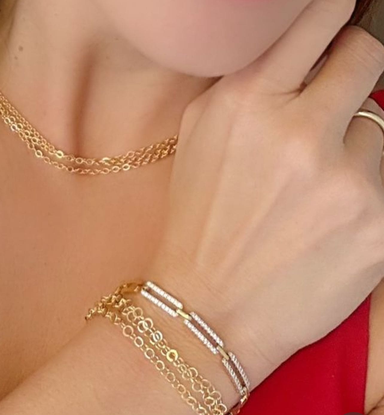 11832 Bracelet with smooth and pavé rectangular links.