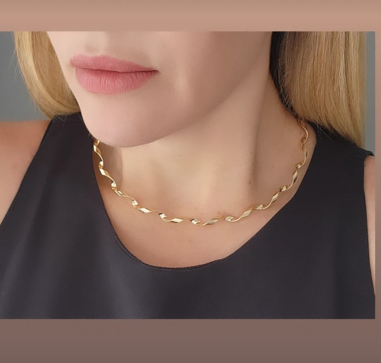 Smooth twisted wire hoop 9113