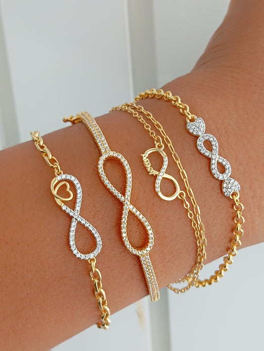 Infinity Bracelet with Studded Smooth Heart
