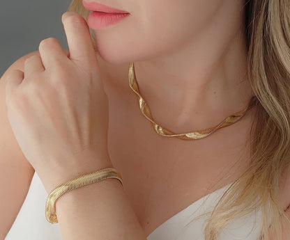 Herringbone Necklace