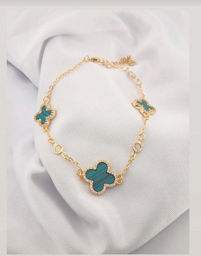 Clover Accent Bracelet