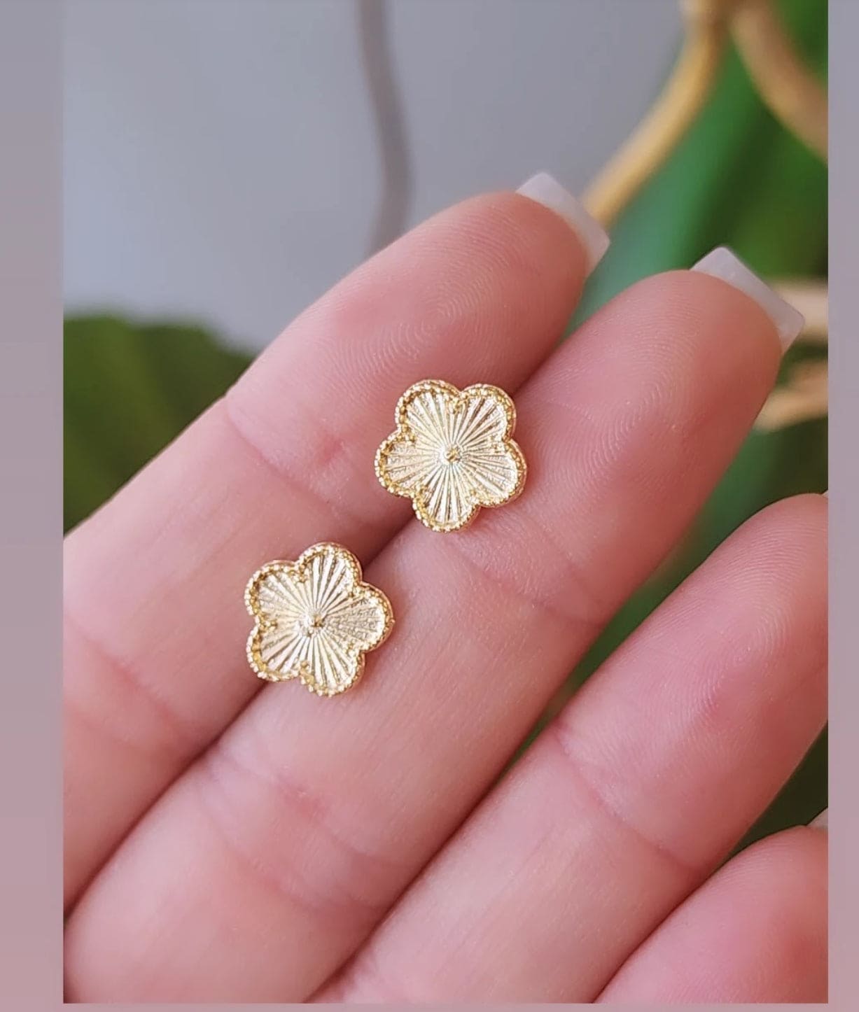 Flower earrings 9024