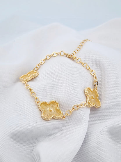 3 Smooth Flowers Bracelet with Links