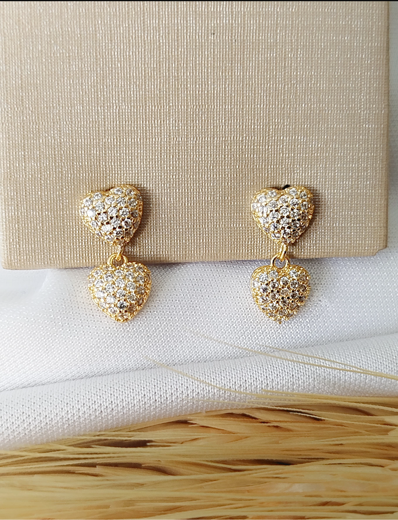 Small double heart pavé earring 12186