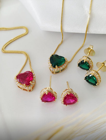 Set with Heart-shaped Sparkling Accents