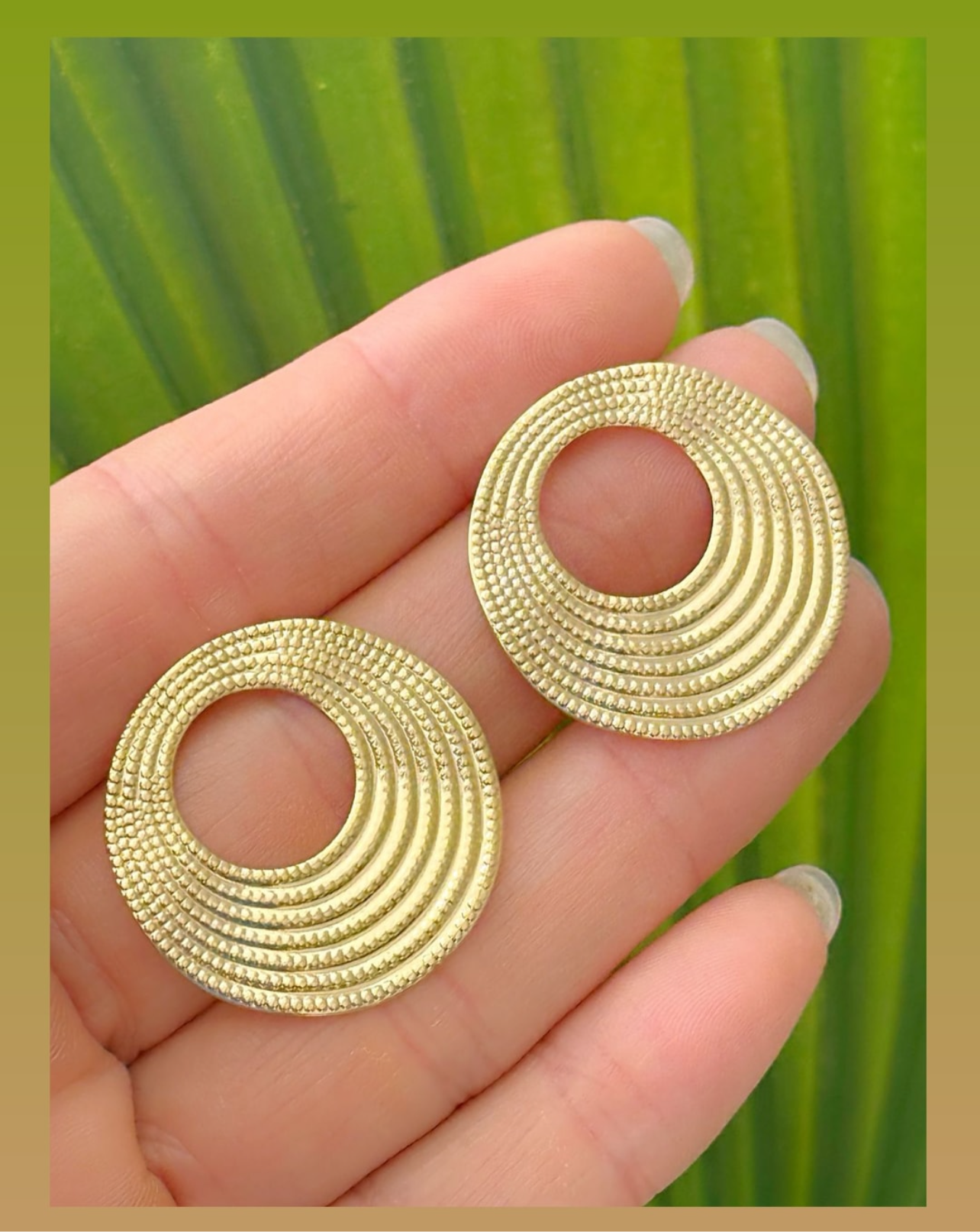 Seven-Strand Plated Earring 10220