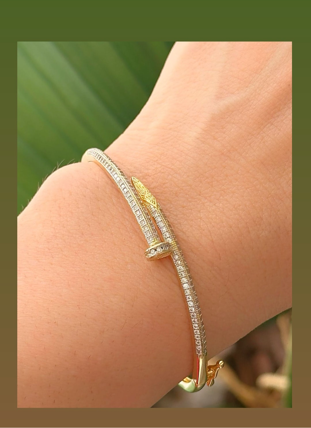 Thin nail bracelet with pavé 10101