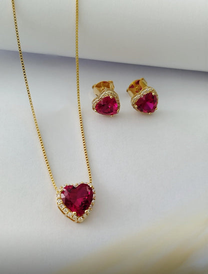 Set with Heart-shaped Sparkling Accents