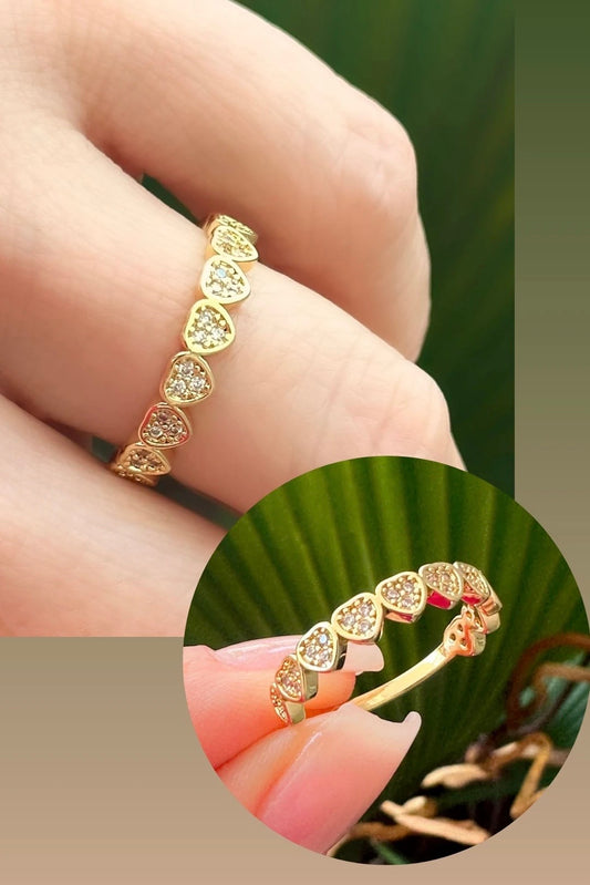 Pavé Hearts Ring