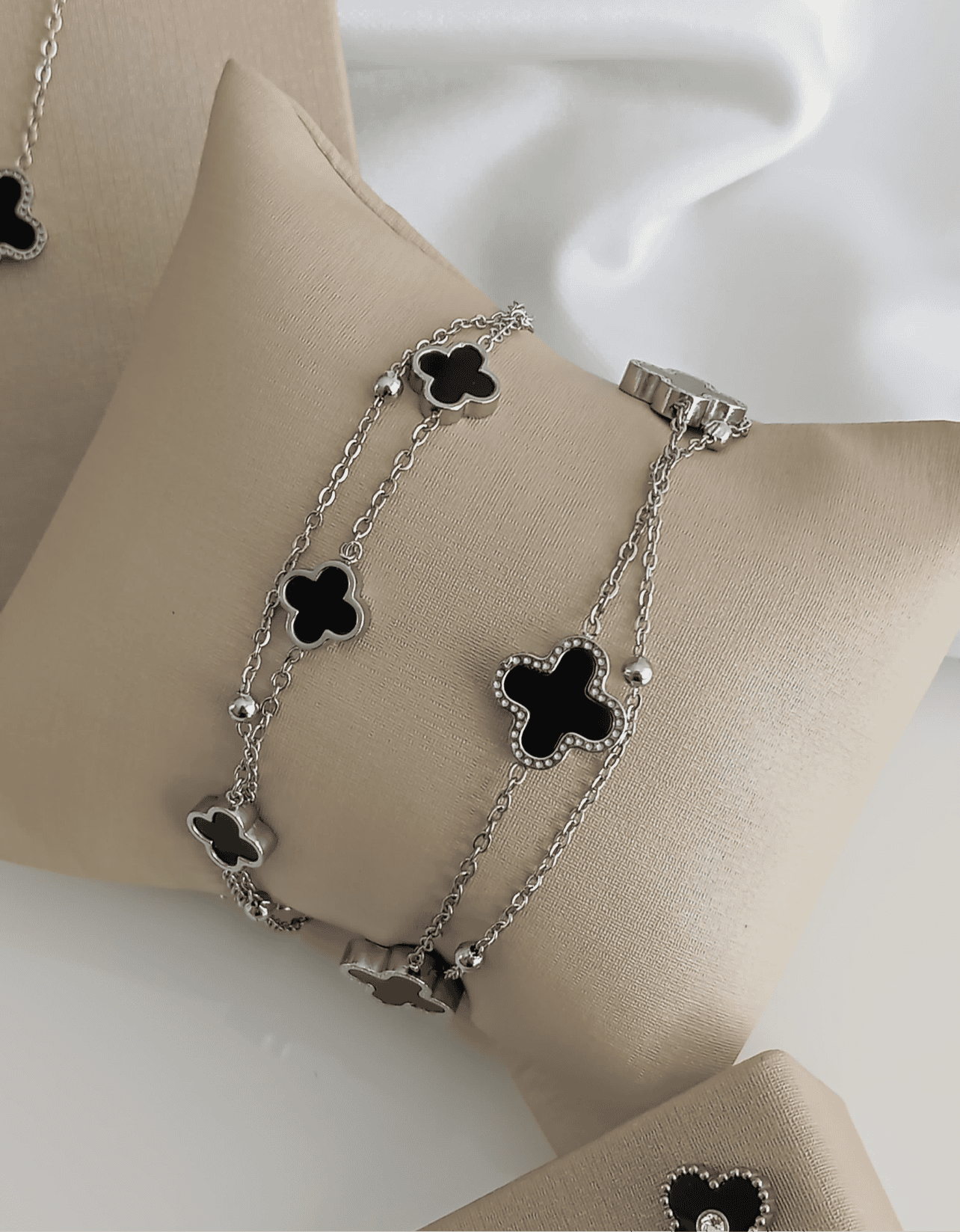 6.3-inch double stainless steel bracelet with clover 11334