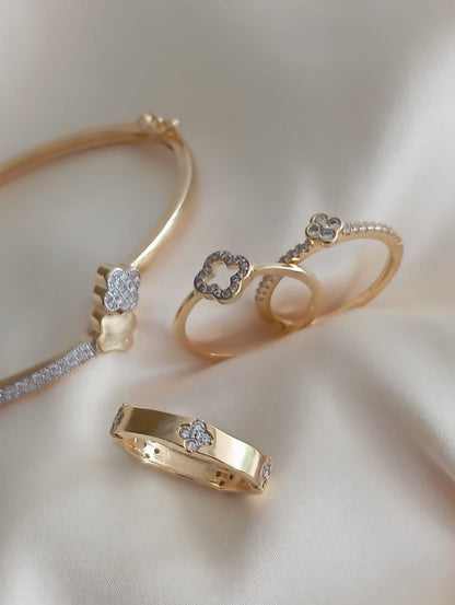 2- Flower Bracelet
