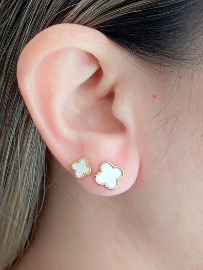 Mother-of-sparkling Accents Clover Earring with Beaded Side