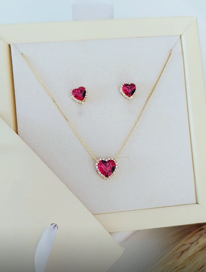 Set with Heart-shaped Sparkling Accents