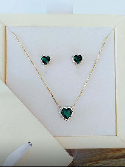 Set with Heart-shaped Sparkling Accents