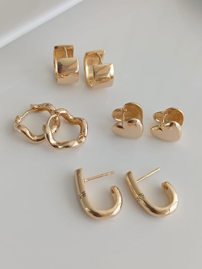 J Earring with a Sparkling Accents Strand
