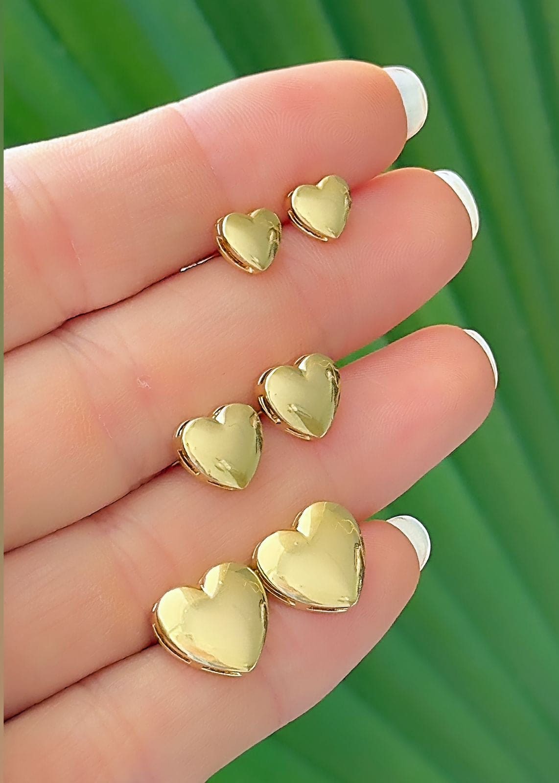 Smooth heart earring with base