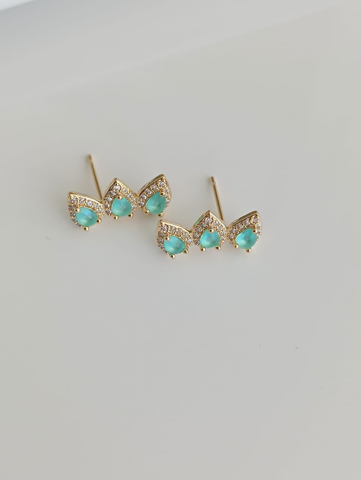 Ear Cuff Earring with 3 Drop Stones 9934