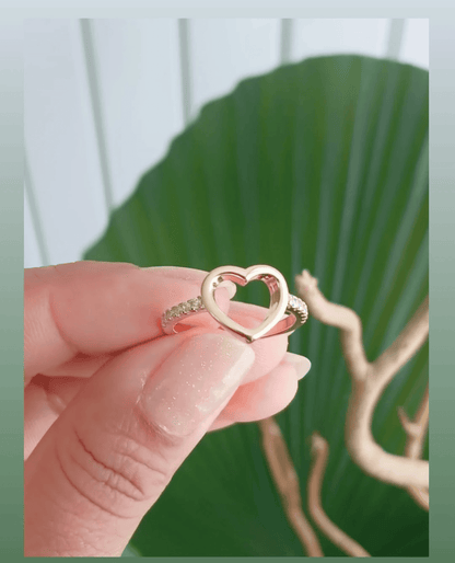 Smooth Heart Ring with Pavé Band
