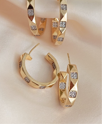 Sparkling Accents-cut Spike Hoop with Sparkling Accents