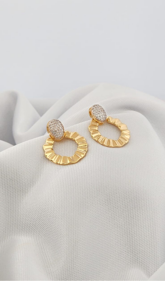 Pavé Oval Base Earring 10022