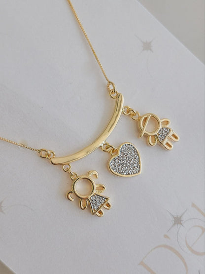 Necklace with two kids and a heart 10454