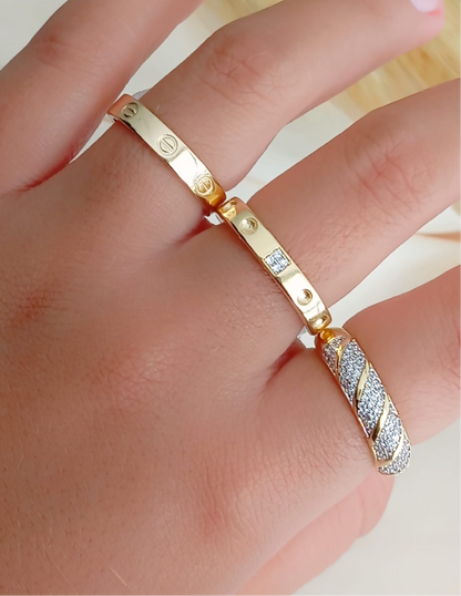 Smooth Ring with Embossed Details