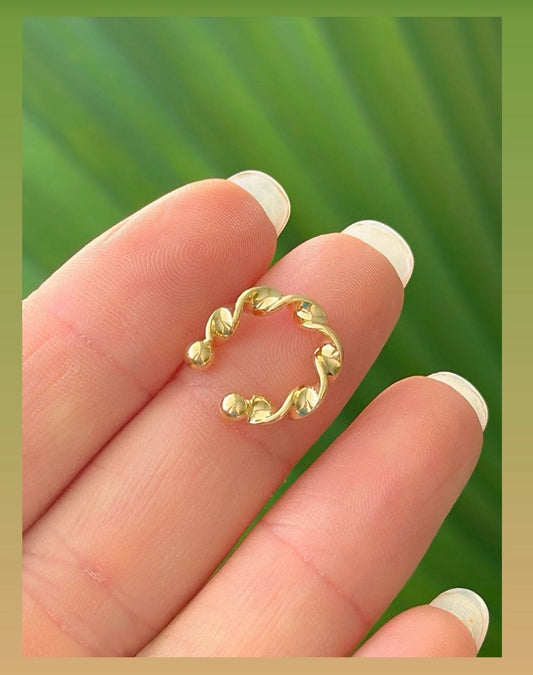 Smooth Twisted Piercing
