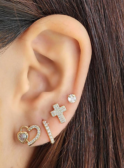 Small Sparkling Stud Earrings