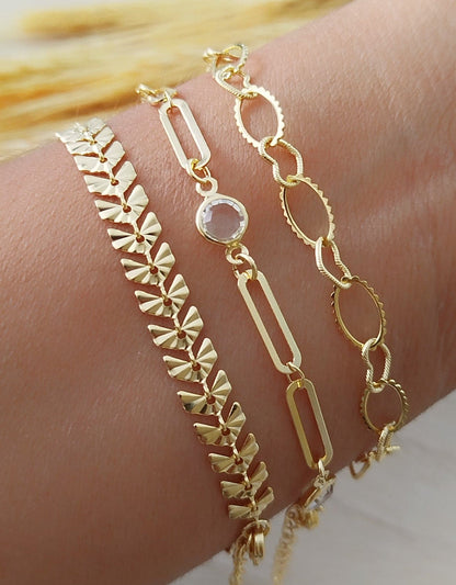 Long Link Bracelet with Accent Stone, 6.7 In